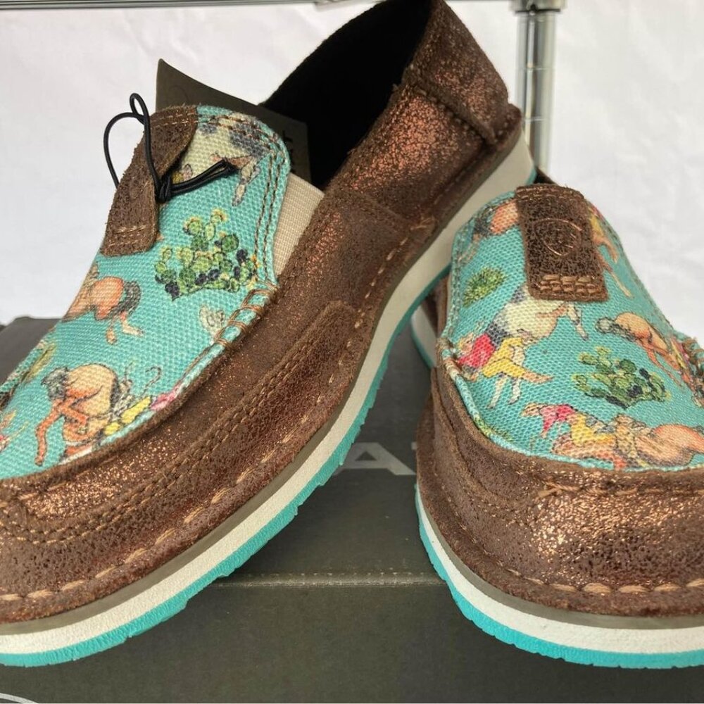 NEW IN BOX Ariat Cruisers Teal Rodeo Print